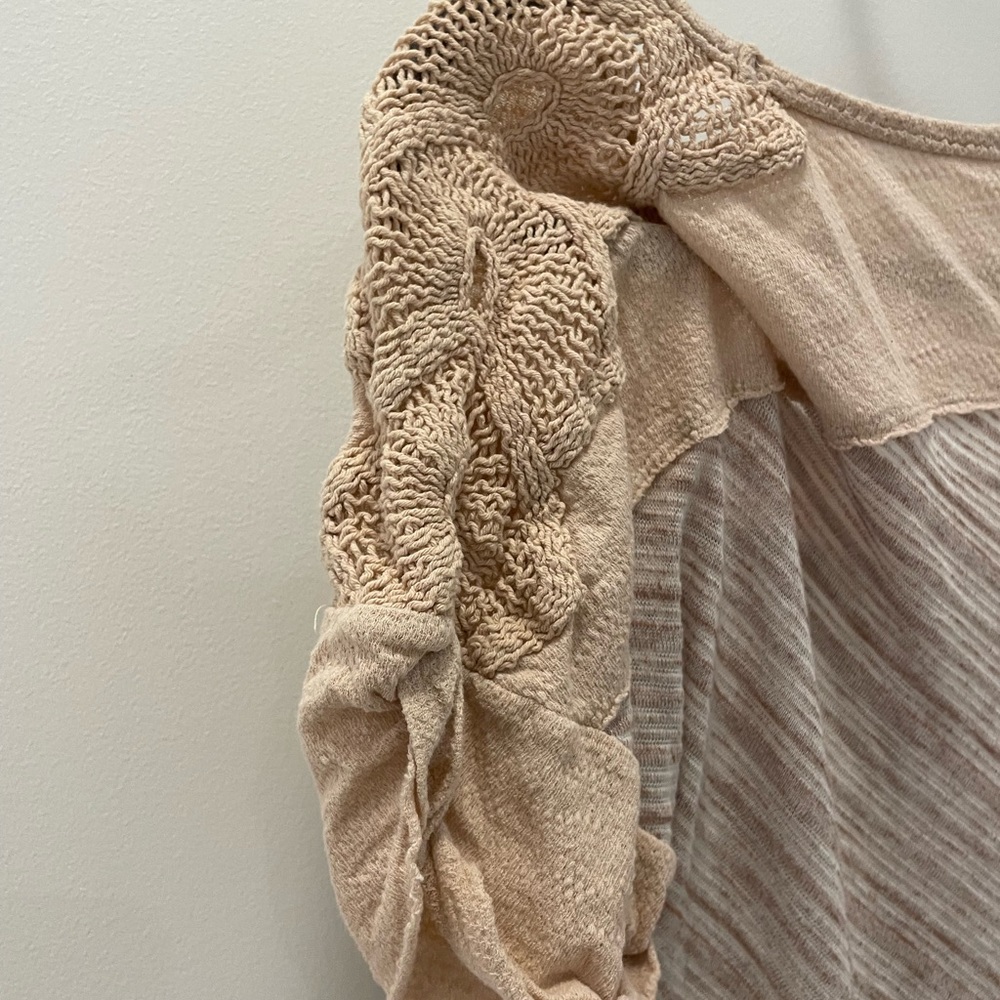 Free People Beige-Cream Knit Tunic with Textured Puff Sleeve